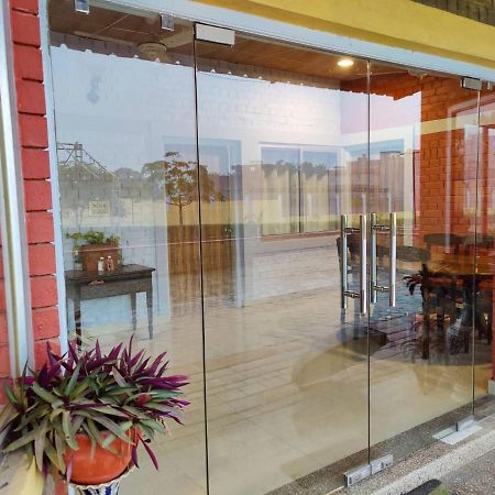 Brick Field Hotel Varanasi Ngoại thất bức ảnh